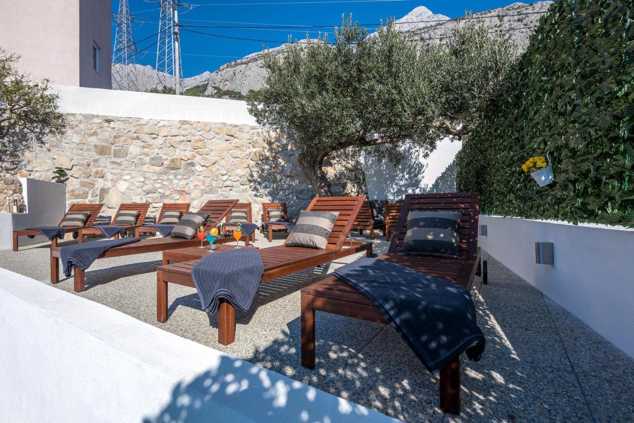 Villa Petra Apartment With Private Pool Makarska Exterior photo