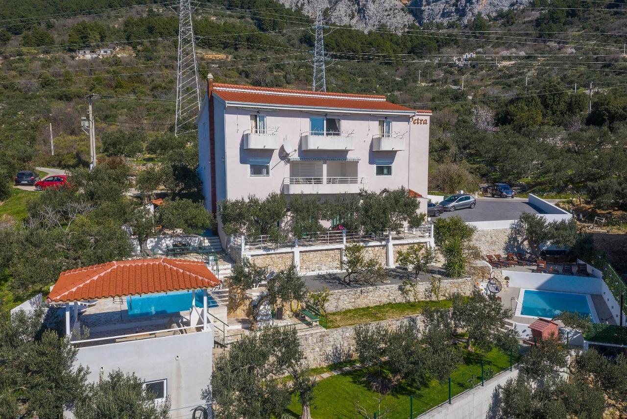 Villa Petra Apartment With Private Pool Makarska Exterior photo