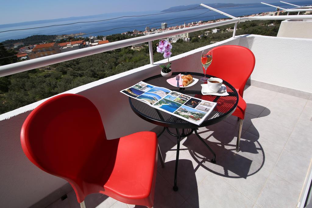 Villa Petra Apartment With Private Pool Makarska Exterior photo